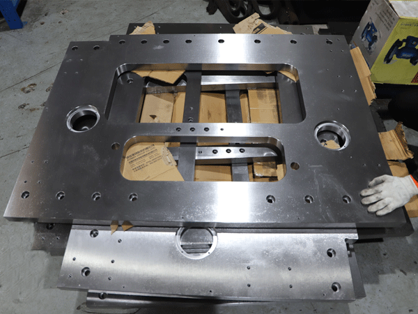 龍門(men)銑床加工